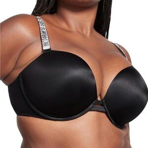 Victoria’s Secret very sexy push up bra NWT 38D